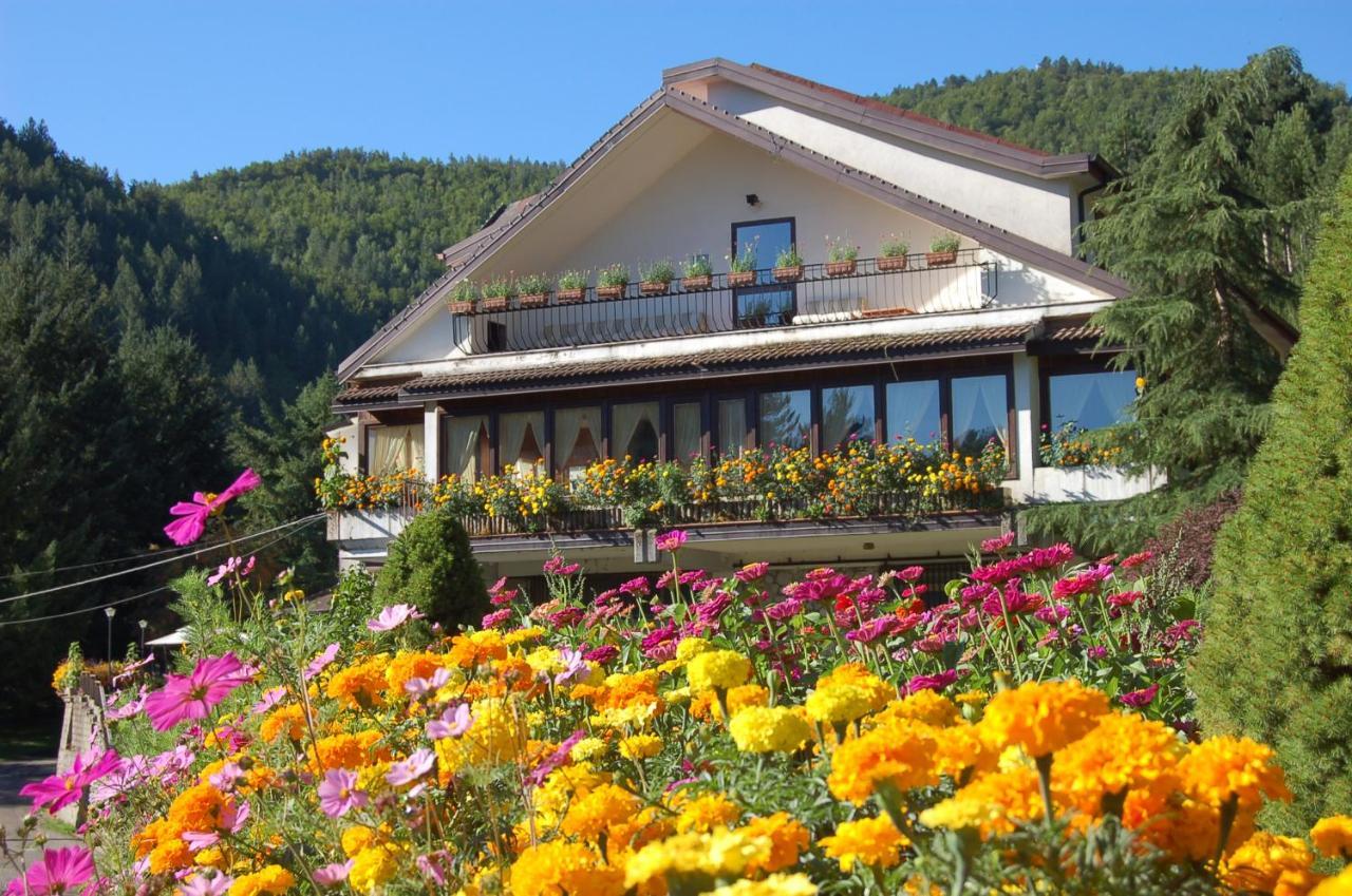 Hotel Lo Sciatore Cotronei 外观 照片