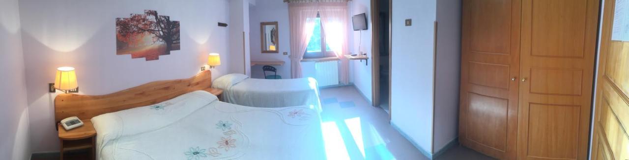 Hotel Lo Sciatore Cotronei 外观 照片